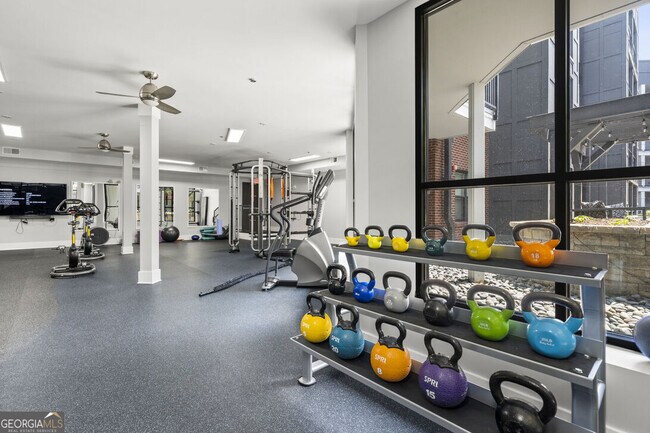 Building Photo - 131 Ponce De Leon Ave NE