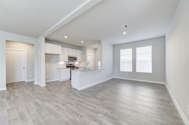 Building Photo - 2623 Finley Ln