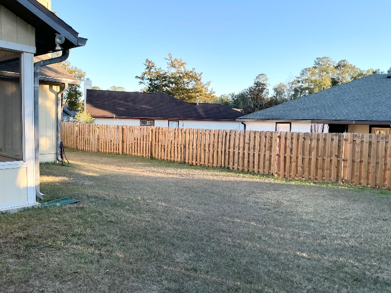 Building Photo - 8707 NW 10th Pl