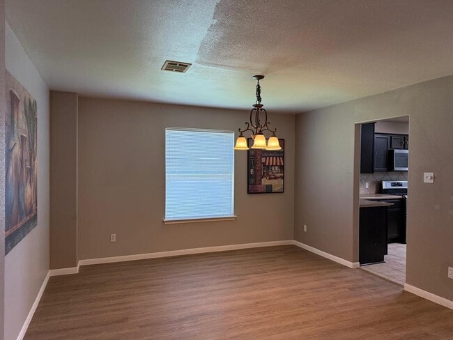 Building Photo - 206 Pheasant Ridge Dr