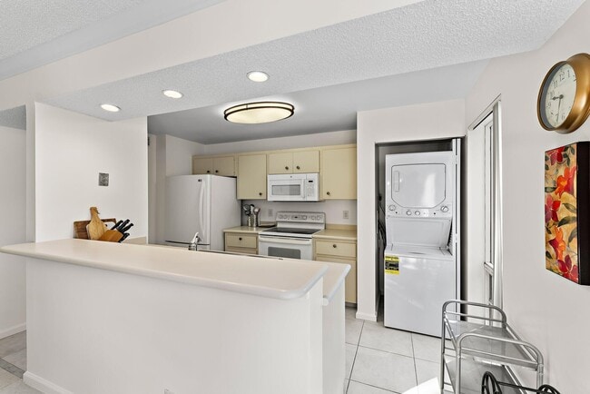 Building Photo - 527 Brackenwood Pl