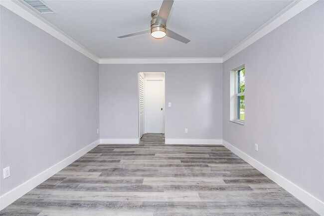 Building Photo - 22500 Labrador St