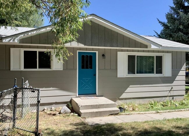 Primary Photo - 1355 Goodrich Dr