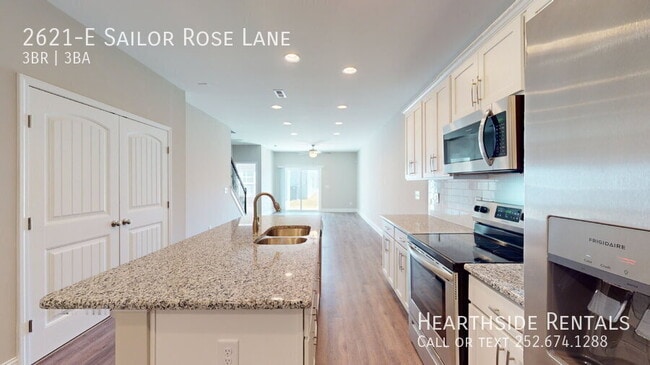 Building Photo - 2621-E Sailor Rose Ln