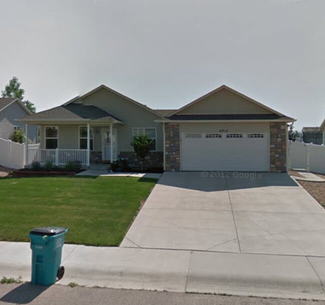 Building Photo - Beautiful 3 bed 3 Bath Ranch-Style Home in Wellington!