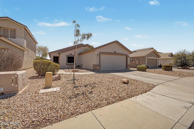 Building Photo - 1633 S 225th Ln