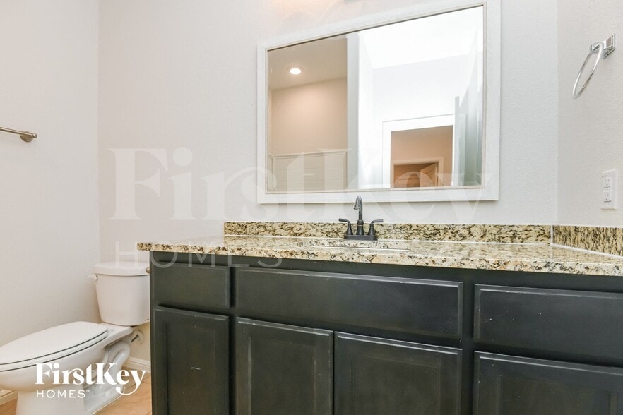 Building Photo - 10117 Clemmons Rd