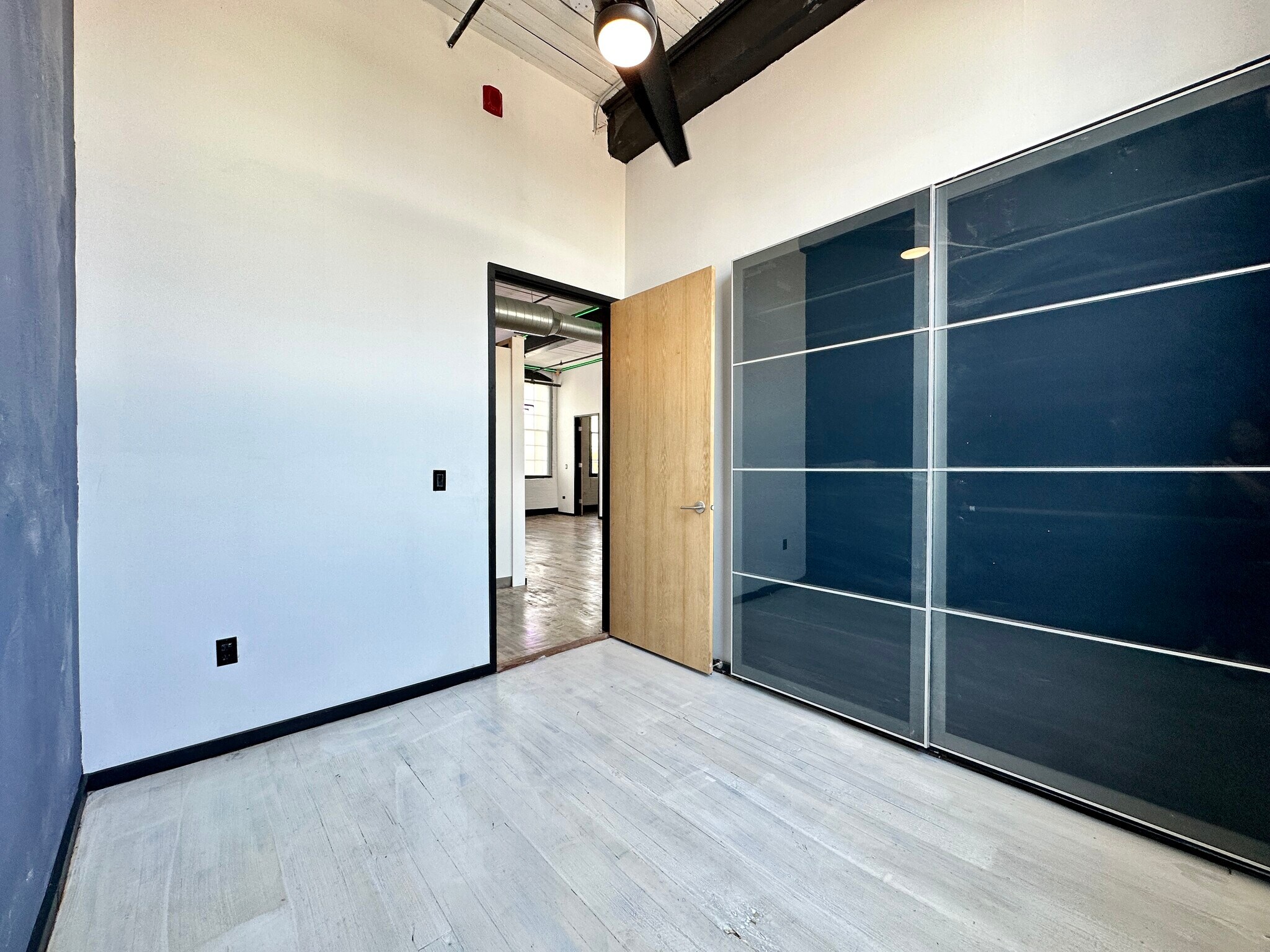 Building Photo - 109 Summer St