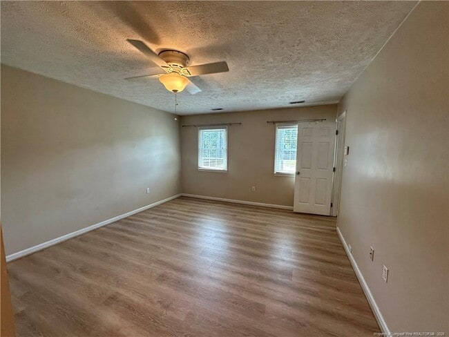 Building Photo - 5553 Hartfield Ct