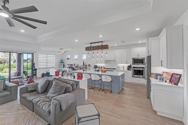 Building Photo - 4566 Silverwood Ln N