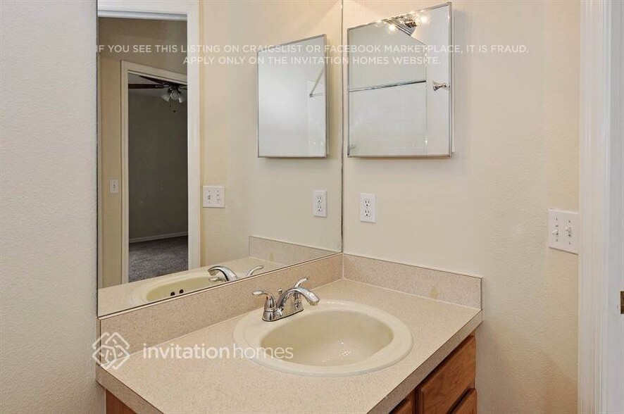 Building Photo - 11220 Coralbean Dr