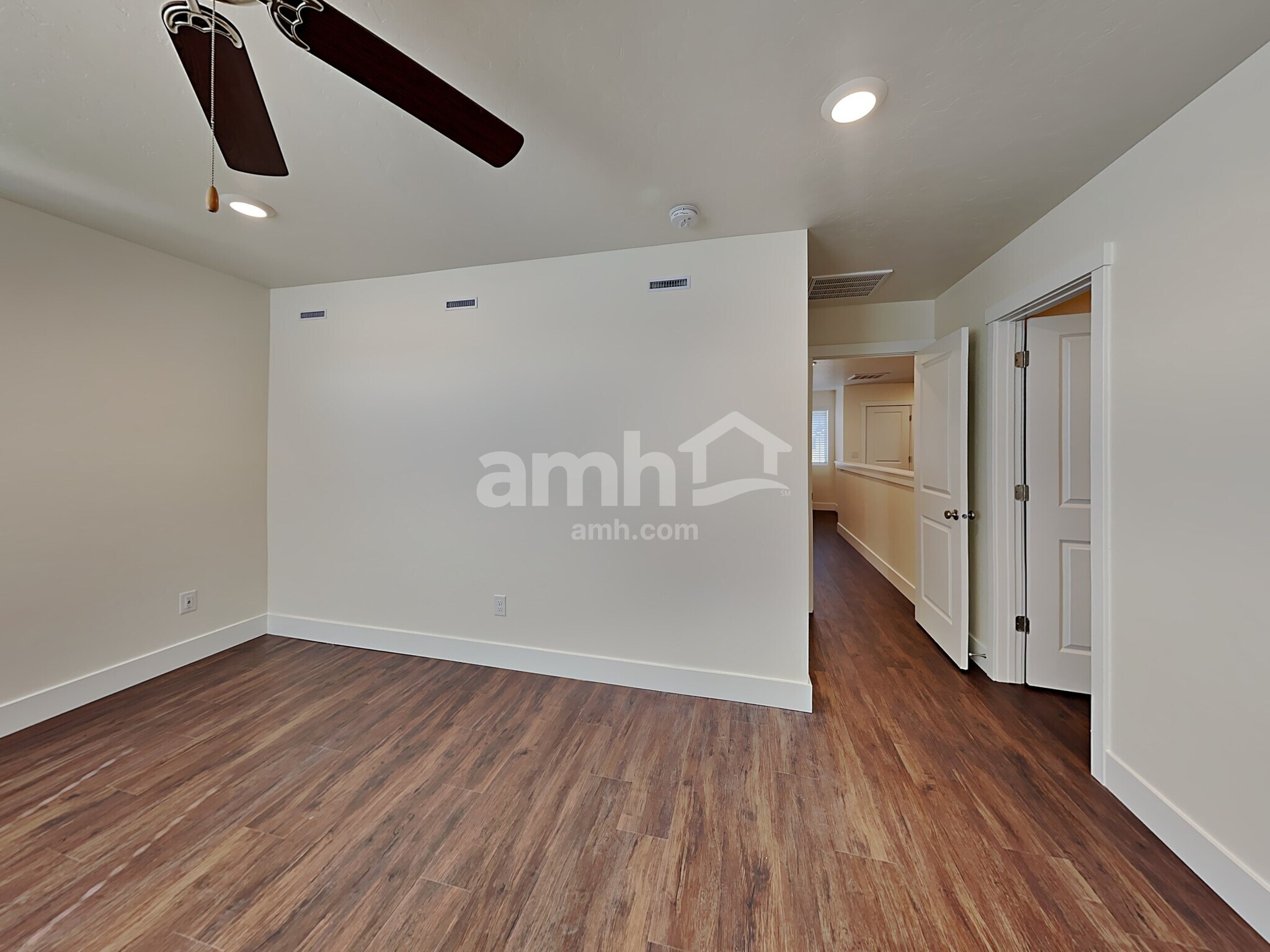 Building Photo - 1349 Marysville Ave