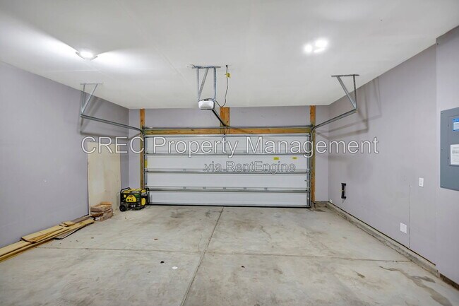 Building Photo - 1689 Eider Down Dr