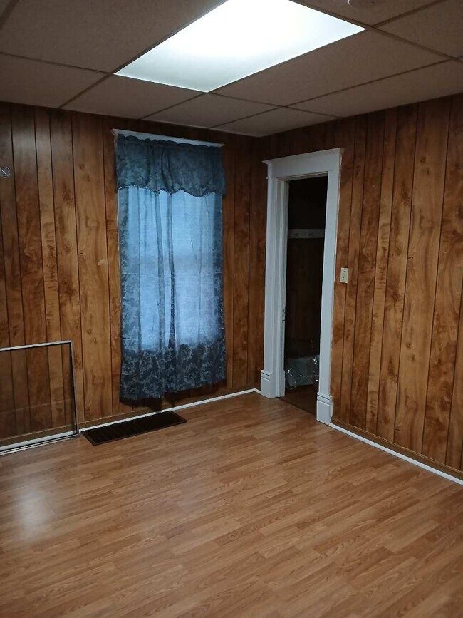 Building Photo - 14 Jefferson St