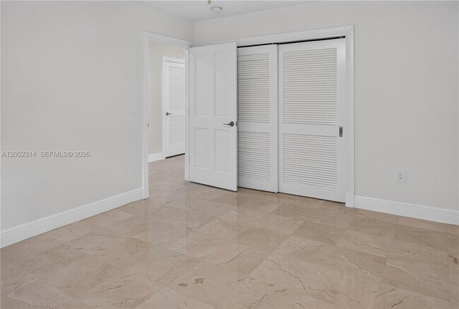 Building Photo - 10425 SW 62nd St