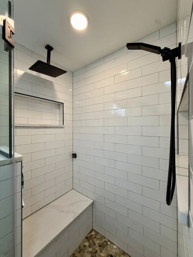 Building Photo - Two Bedroom Home in Muskegon