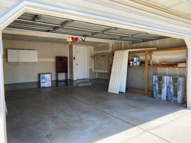 Building Photo - 2022 N 850 W