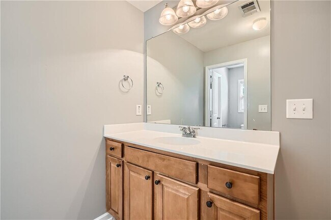 Building Photo - 5211 Lake Field Dr