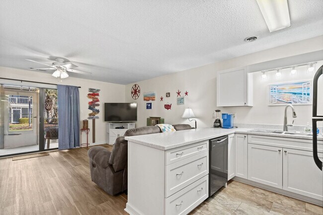 Building Photo - 1890E Auburn Ln