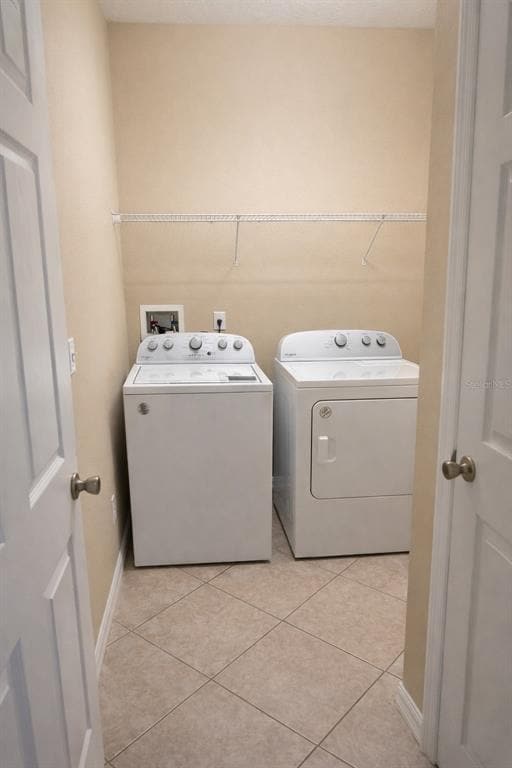 Building Photo - 1136 Crestwood Commons Ave