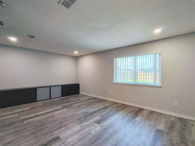 Building Photo - 2546 Long Reach Dr