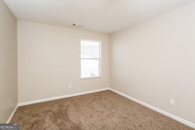 Building Photo - 1607 Thornwick Trace