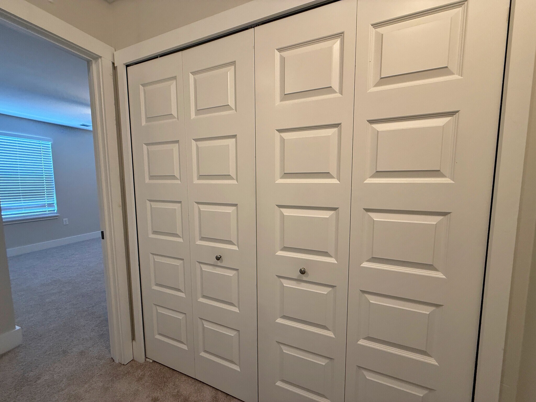 In-unit laundry hookups conveniently located by the bedrooms - 3010 Bellflower Cir