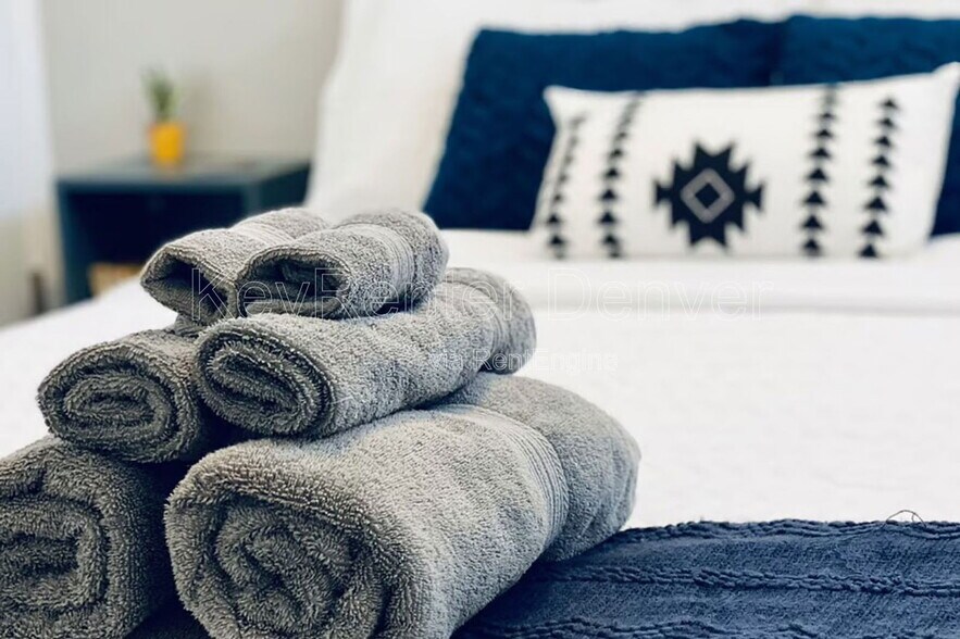 Building Photo - 1452 Ivy St