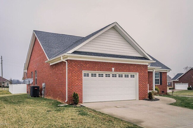 Building Photo - Beautiful 3-Bed Home In Mount Washington