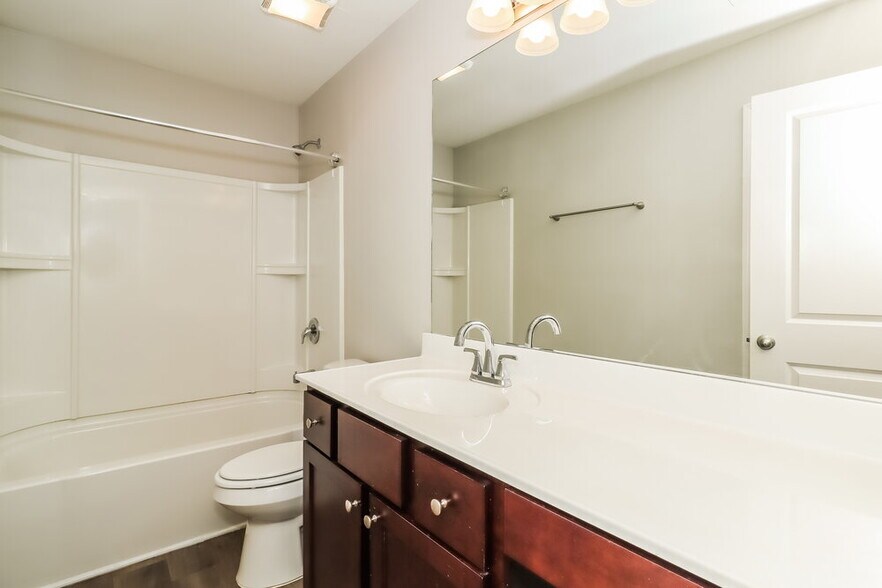 Building Photo - 167 Aberdeen Way