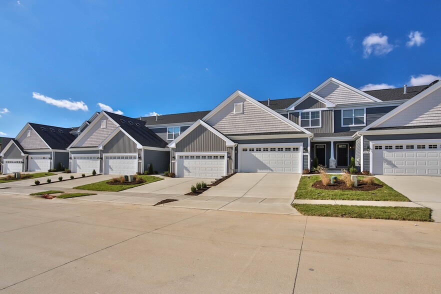 Building Photo - The Prairie Villas