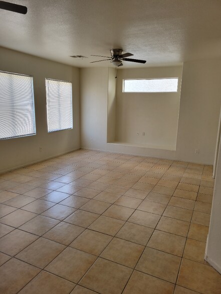 Building Photo - 6655 Majestic Pearl Pl