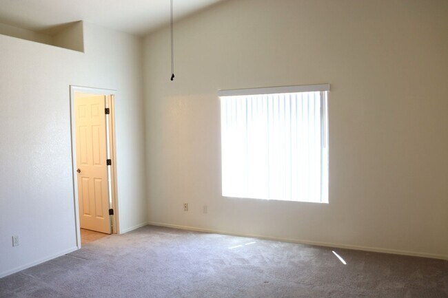 Building Photo - 2844 Cabo Villano Dr