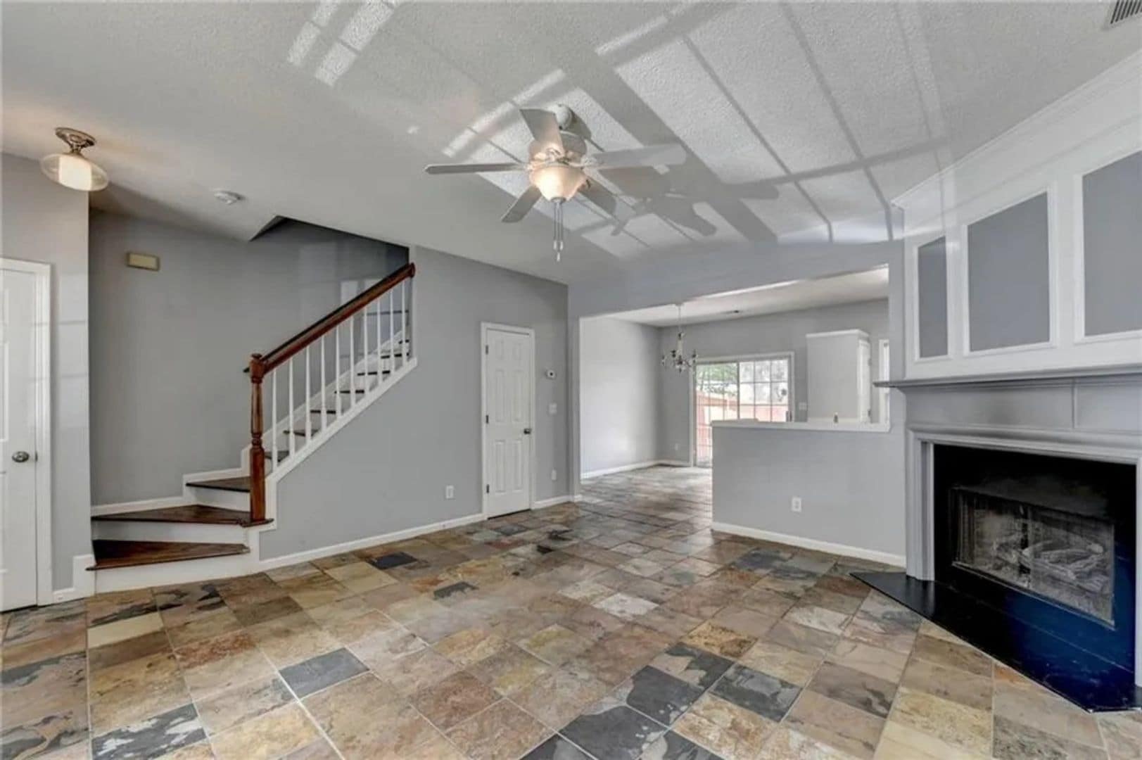 Building Photo - 4645 Valais Ct