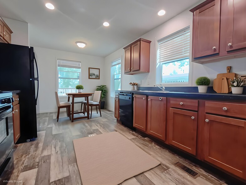 Building Photo - 2005 Falcon Terrace NW