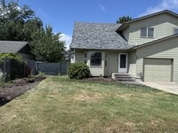 Building Photo - 991 Mill St