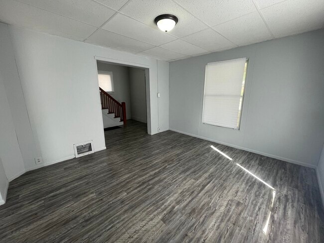 Building Photo - 614 Griffin-