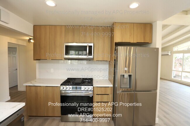 Building Photo - 636 S Gilbuck Dr