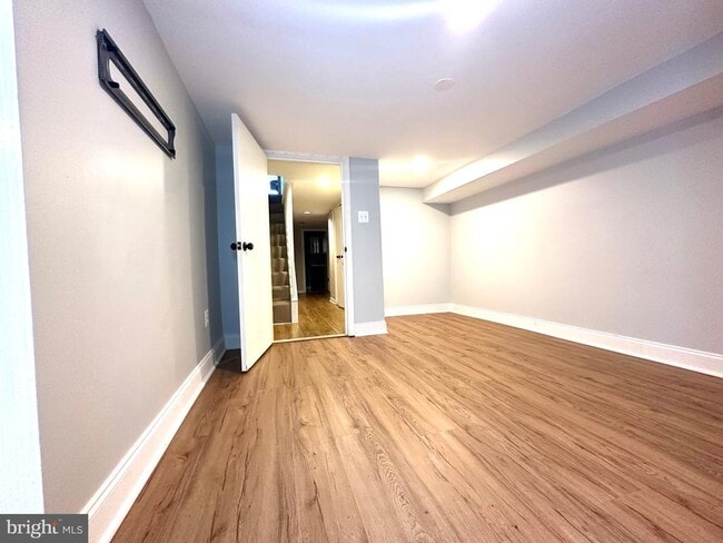 Building Photo - 608 S Belnord Ave