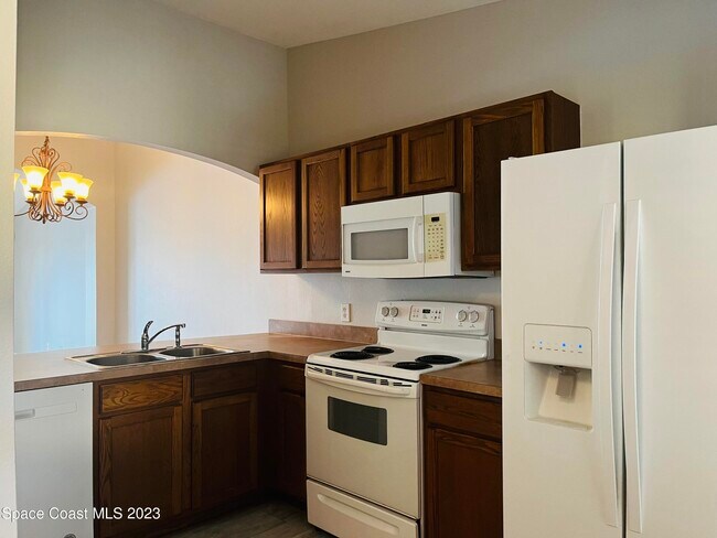 Building Photo - 4595 Radiant Way