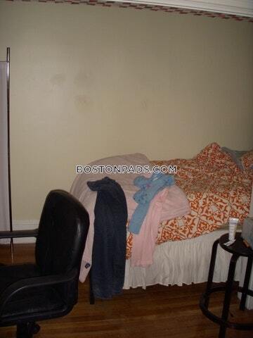 Building Photo - 38 Hemenway St