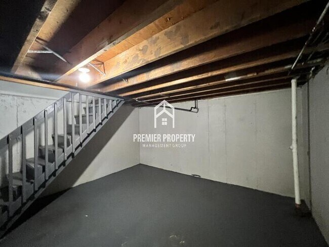 Building Photo - 2518 Rigsby Dr