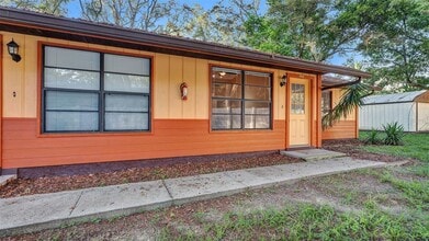 Building Photo - 1800 Poinsettia Ave