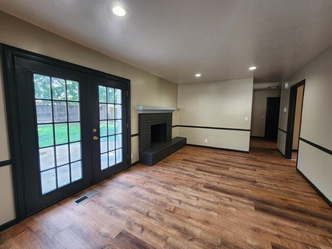 Building Photo - 2429 NW 110th St