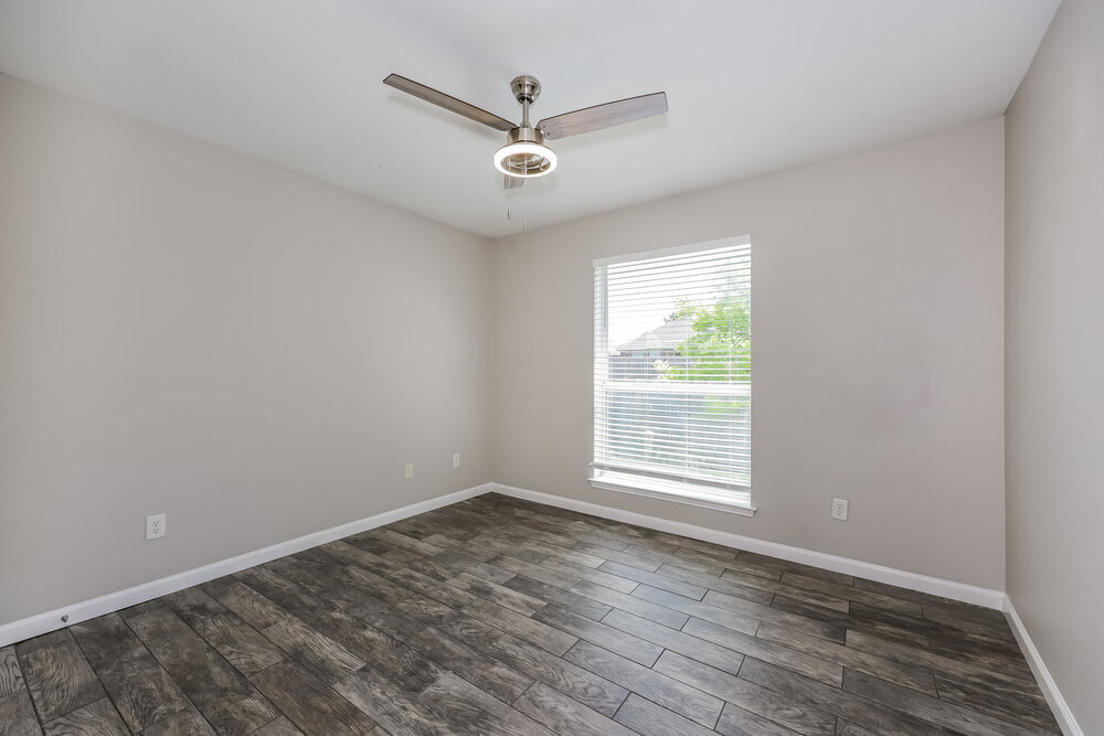 Building Photo - 316 Rock Hill Dr