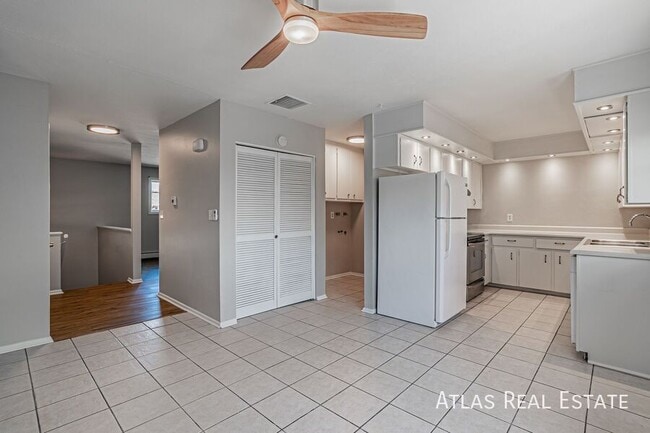 Building Photo - 9462 W 65th Ave