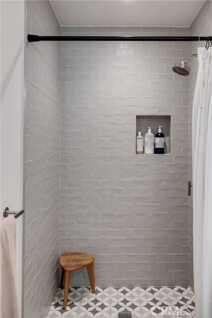 Building Photo - 1706 Carver St