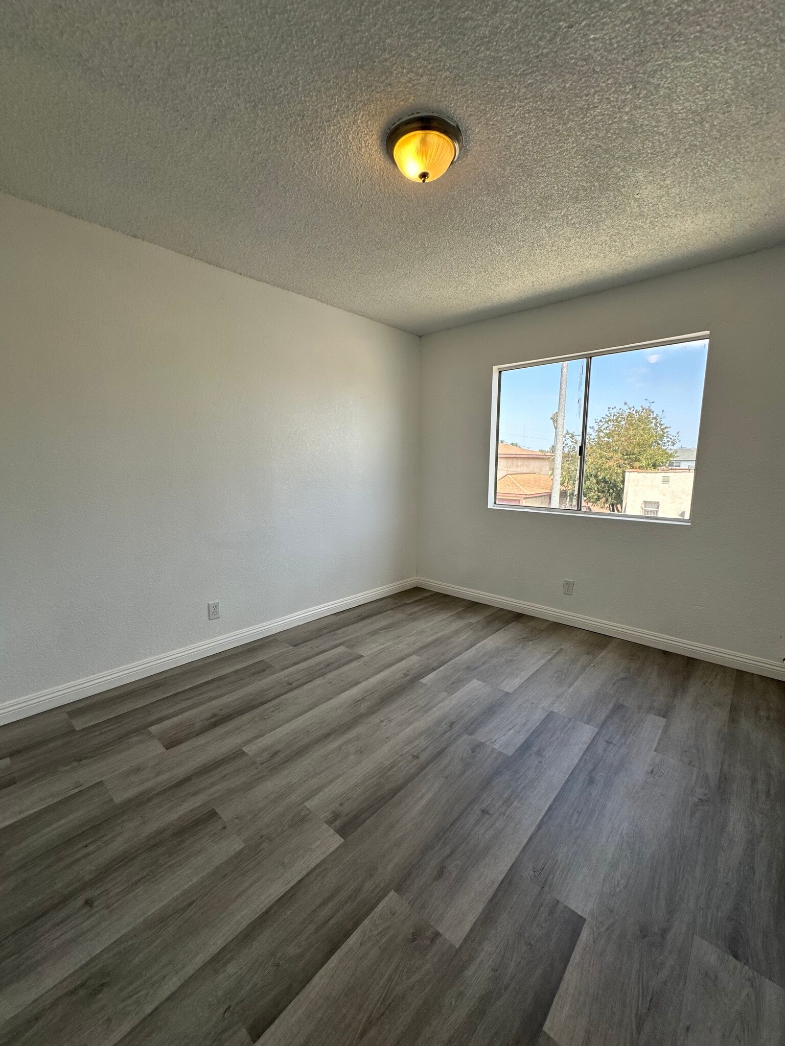 3rd bedroom - 1503 W 85th St