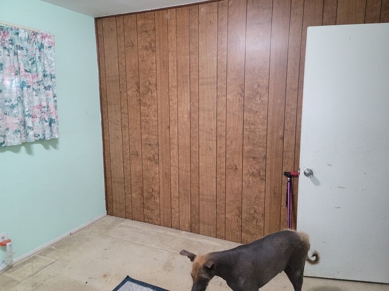 Building Photo - 1711 Bernadette St