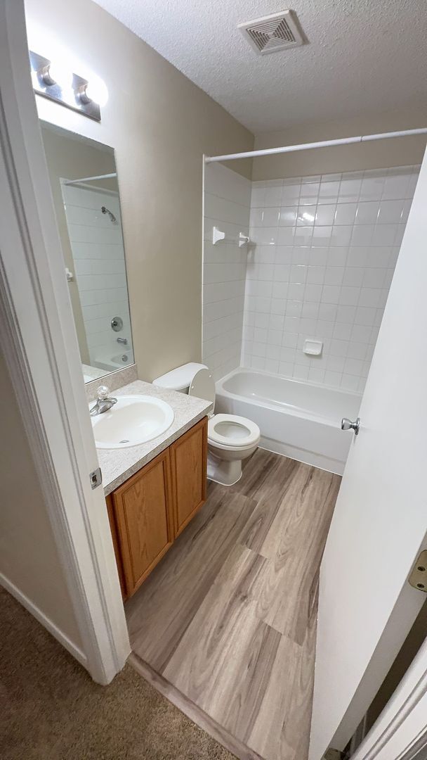 Building Photo - MOVE IN SPECIAL- Newly renovated 3 bedroom/2.5 bath townhouse for rent located in the lovely gate...